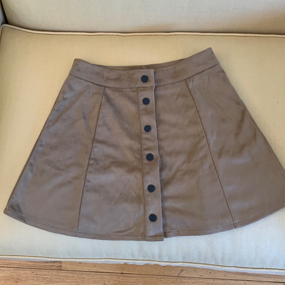 Light brown skirt size XS